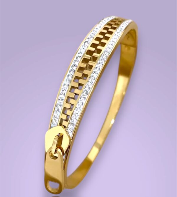 Elegant Opened Zipper Bracelet - Image 3